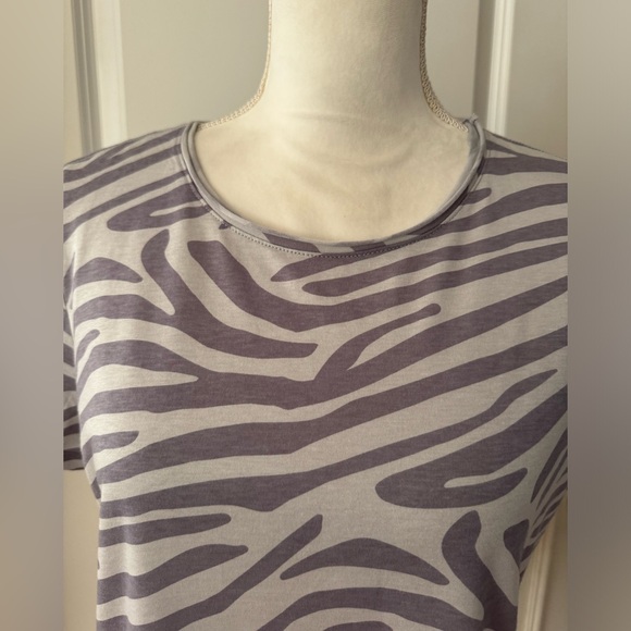 UGG Women's Perline Tee - Picture 7 of 17